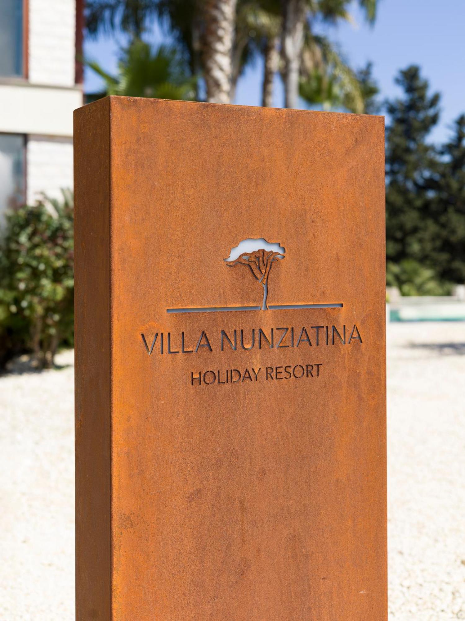 Villa Nunziatina คาร์เลนตินี ภายนอก รูปภาพ